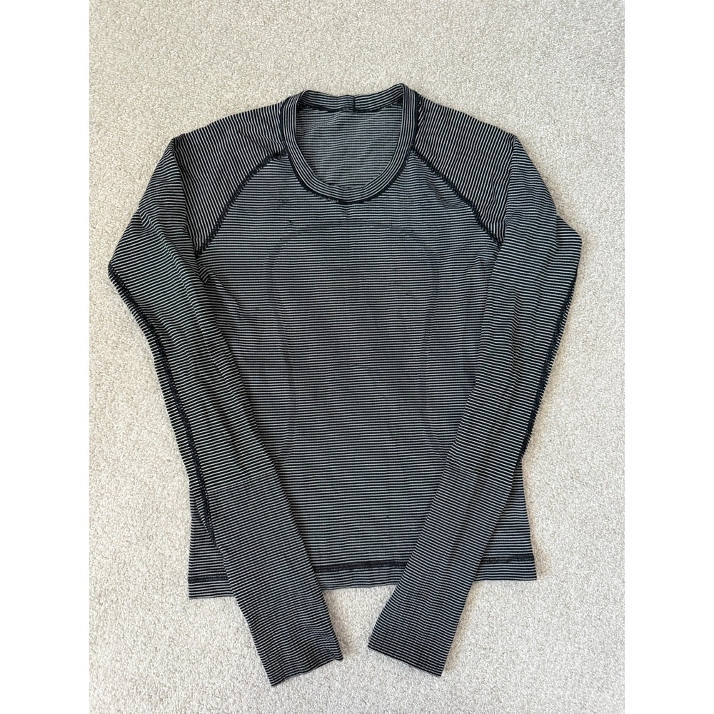 Lululemon Athletic Swiftly Tech Top Size S Black White Striped Thumbholes